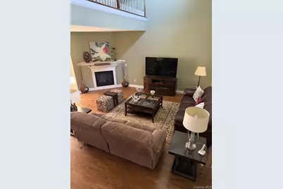 47 Stoneleigh Drive, Riverhead, NY 11901 - Photo 16