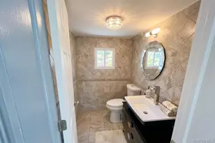 73-32 53rd Rd, Maspeth, NY 11378 - Photo 14