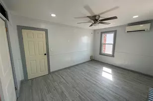 73-32 53rd Rd, Maspeth, NY 11378 - Photo 12