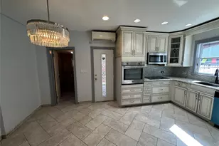 73-32 53rd Rd, Maspeth, NY 11378 - Photo 6