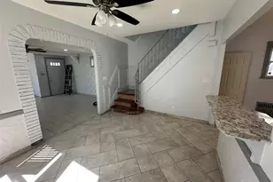 73-32 53rd Rd, Maspeth, NY 11378 - Photo 4