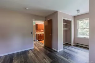 8 Loretta Ct, Coram, NY 11727 - Photo 20