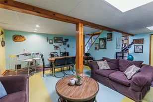 8 Loretta Ct, Coram, NY 11727 - Photo 12