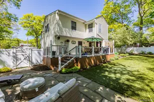 8 Loretta Ct, Coram, NY 11727 - Photo 22