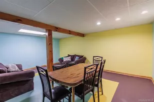8 Loretta Ct, Coram, NY 11727 - Photo 14