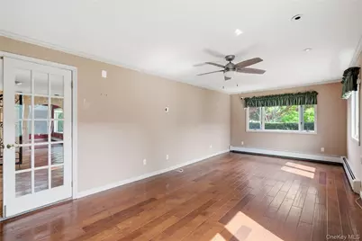 120 Dartmouth Road, Massapequa, NY 11758 - Photo 8