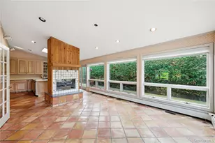 120 Dartmouth Rd, Massapequa, NY 11758 - Photo 22