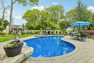106 Morewood Dr, Smithtown, NY 11787 - Photo 34