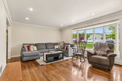 1374 Saxon Avenue, Bay Shore, NY 11706 - Photo 6