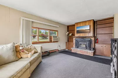 1374 Saxon Avenue, Bay Shore, NY 11706 - Photo 20