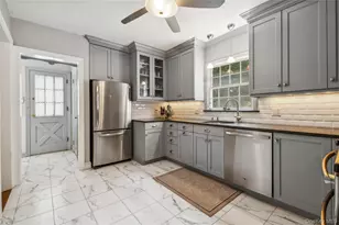 17 Kensington Rd, Garden City, NY 11530 - Photo 10