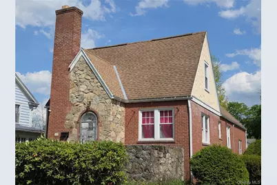 208 S Grand Avenue, Poughkeepsie, NY 12603 - Photo 1