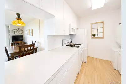 26910 Grand Central Parkway #6T, Floral Park, NY 11005 - Photo 8