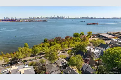 270 Richmond Terrace, New York, NY 10301 - Photo 8