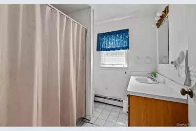 62 W Bartlett Road, Middle Island, NY 11953 - Photo 14