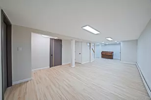 45 Roslyn Rd, Roslyn Heights, NY 11577 - Photo 24