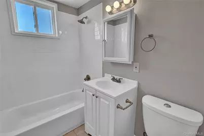 46 Rockledge Drive, Shirley, NY 11967 - Photo 18