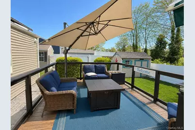11 Hollow Oak Drive, Patchogue, NY 11772 - Photo 20