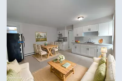 20 Noxon Street #Unit B, Poughkeepsie, NY 12601 - Photo 4