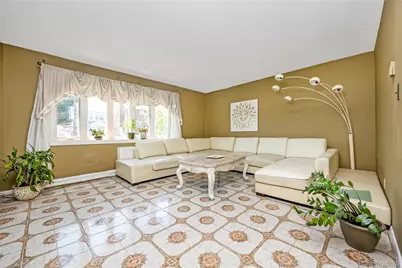 126-09 5th Avenue, College Point, NY 11356 - Photo 20
