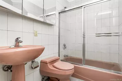 126-09 5th Avenue, College Point, NY 11356 - Photo 22