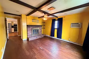 304 27th St, Lindenhurst, NY 11757 - Photo 10