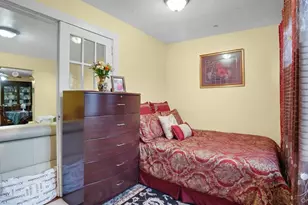 90-23 207th St, Queens Village, NY 11428 - Photo 10