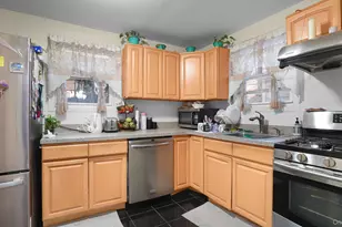 90-23 207th St, Queens Village, NY 11428 - Photo 6