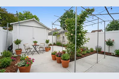 9023 207th Street, Queens Village, NY 11428 - Photo 16