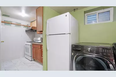 9023 207th Street, Queens Village, NY 11428 - Photo 14