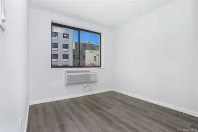 1081 Anderson, Bronx, NY 10452 - Photo 10