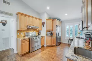 19 Ascot Pl, Coram, NY 11727 - Photo 14