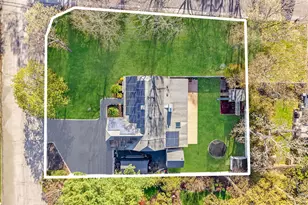 19 Ascot Pl, Coram, NY 11727 - Photo 36