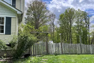 124 Rutsonville Rd, Wallkill, NY 12589 - Photo 32