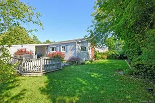 18 Shelter Hill Rd, Plainview, NY 11803 - Photo 22