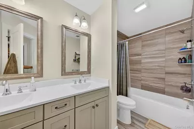 107 Debra Lane, New Windsor, NY 12553 - Photo 38