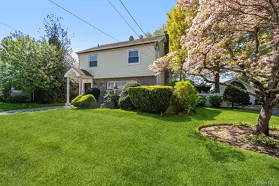 99 Norwood Avenue, Malverne, NY 11565 - Photo 1