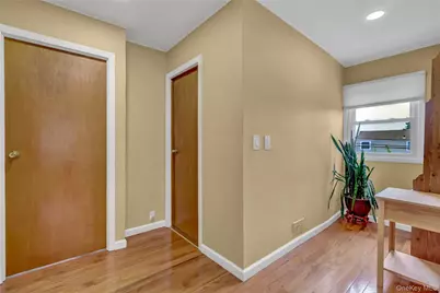46 Stanwood Road, New Hyde Park, NY 11040 - Photo 28