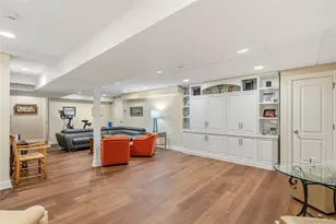 111 Dove Hill Dr, Manhasset, NY 11030 - Photo 12