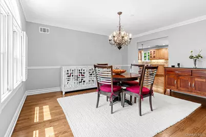8 Drake Lane, White Plains, NY 10607 - Photo 20