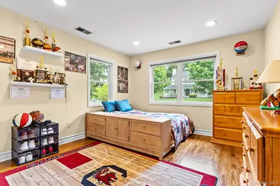 8 Drake Lane, White Plains, NY 10607 - Photo 38