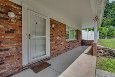 7 Shaw Lane, Irvington, NY 10533 - Photo 2