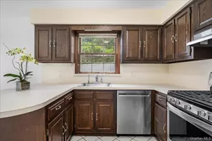7 Shaw Ln, Irvington, NY 10533 - Photo 10