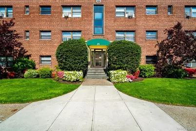 25 Shady Glen Court #2C, New Rochelle, NY 10805 - Photo 1