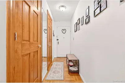 25 Shady Glen Court #2C, New Rochelle, NY 10805 - Photo 2