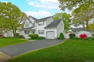 79 6th Ave, Holtsville, NY 11742 - Photo 28