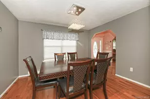79 6th Ave, Holtsville, NY 11742 - Photo 10