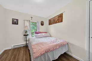 24 Avenue L, Godeffroy, NY 12729 - Photo 14