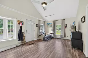 24 Avenue L, Godeffroy, NY 12729 - Photo 6