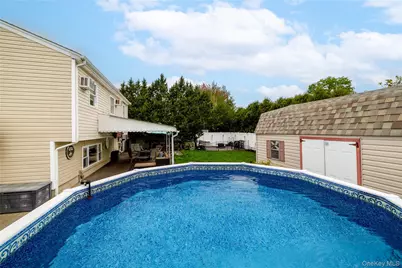 851 Elmwood Road, West Babylon, NY 11704 - Photo 22